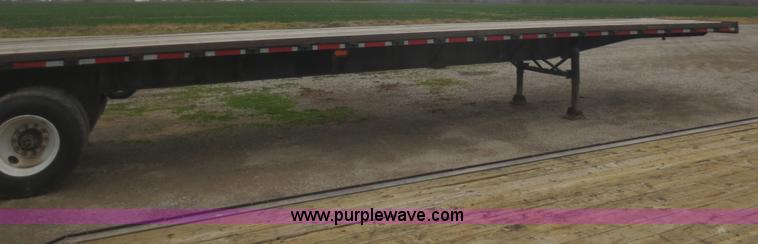 image for item F8220 1992 Great Dane 7811F-7-1-48 flatbed trailer