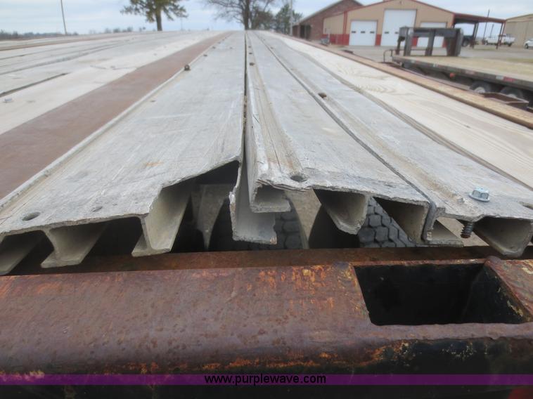 image for item F8220 1992 Great Dane 7811F-7-1-48 flatbed trailer