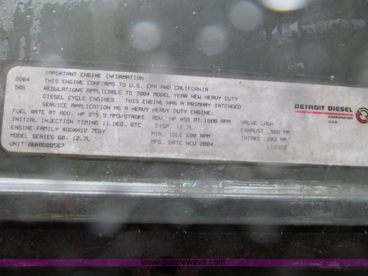 image for item G9985 2005 Freightliner Columbia Heritage edition semi truck