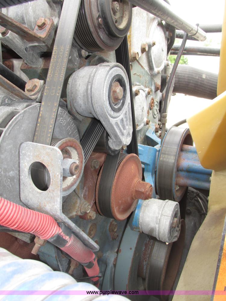 image for item G9986 2005 Freightliner Columbia Heritage edition semi truck