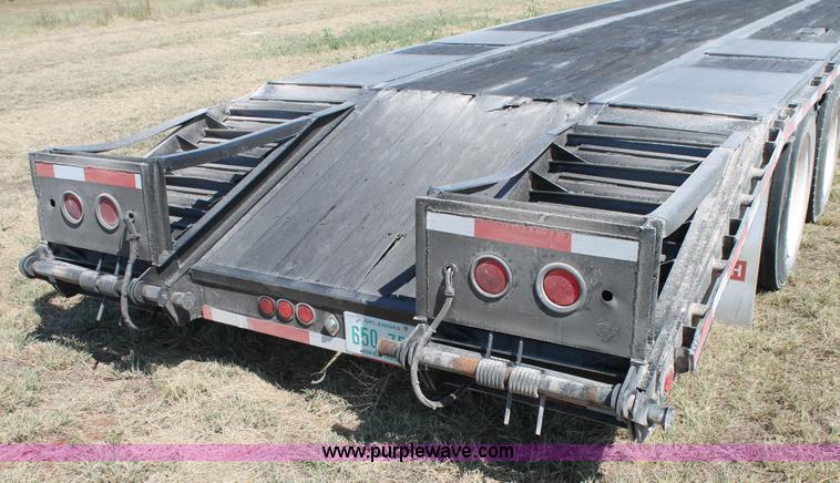 image for item H1749 2005 Aztec drop deck trailer