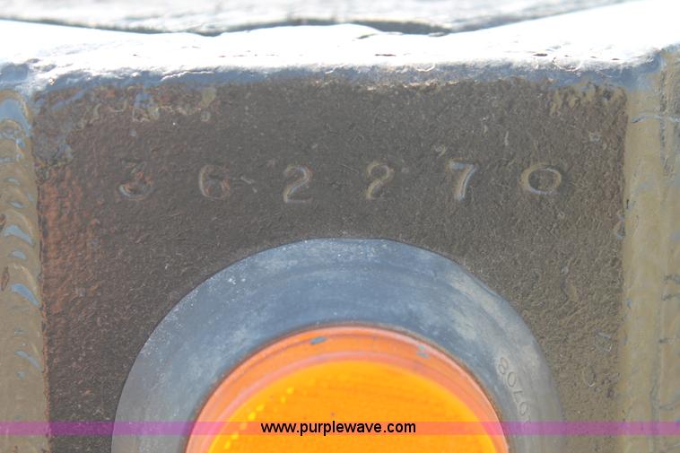 image for item H1749 2005 Aztec drop deck trailer