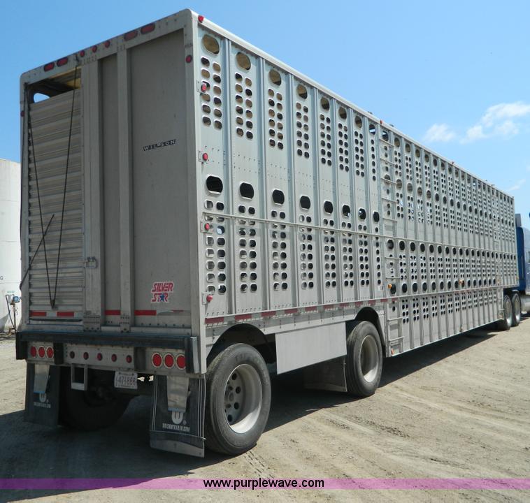 image for item H2439 2008 Wilson PSDCL-406 Silver Star cattle trailer