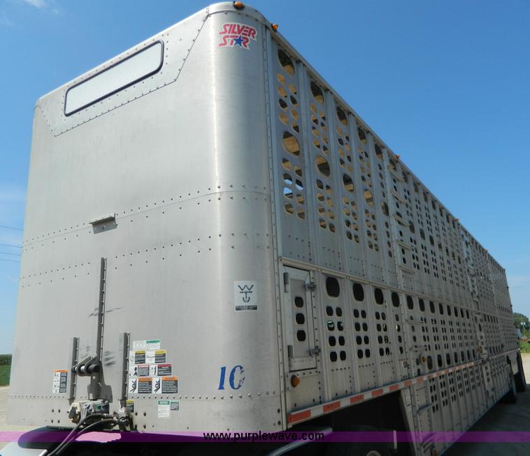 image for item H2439 2008 Wilson PSDCL-406 Silver Star cattle trailer