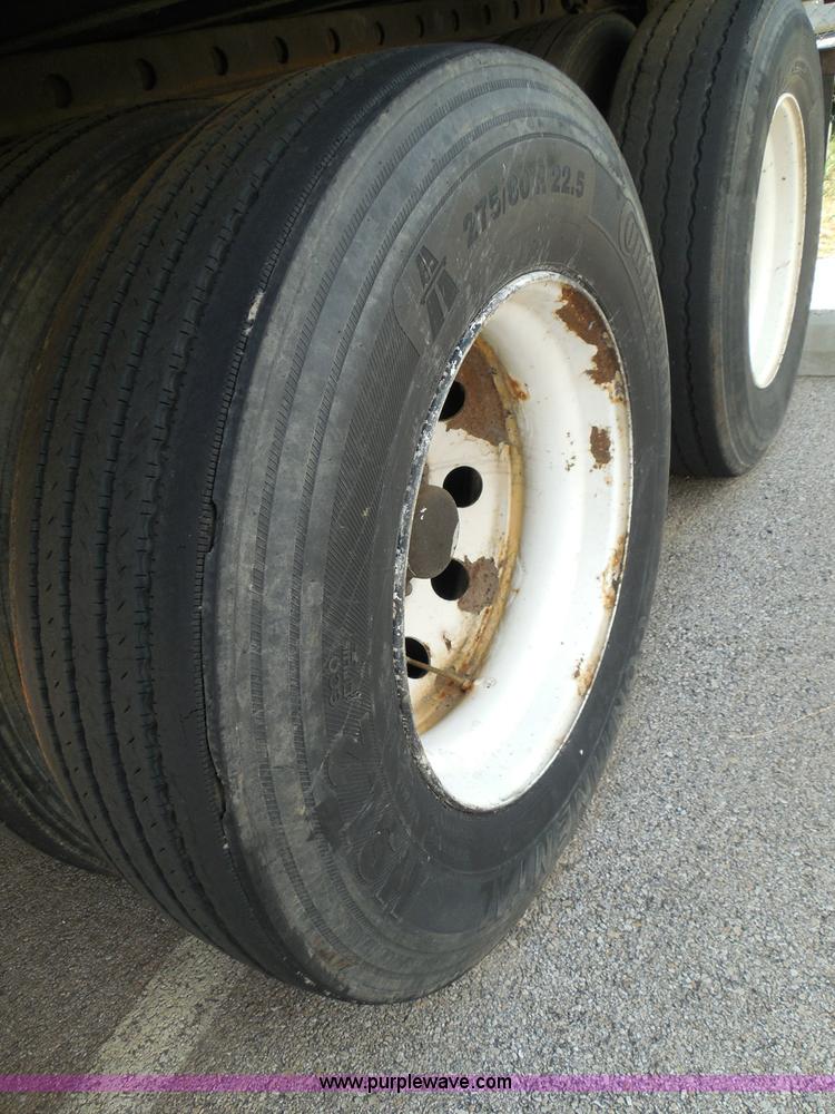 image for item I3354 1996 Dorsey AIDT-LSCG dry van trailer