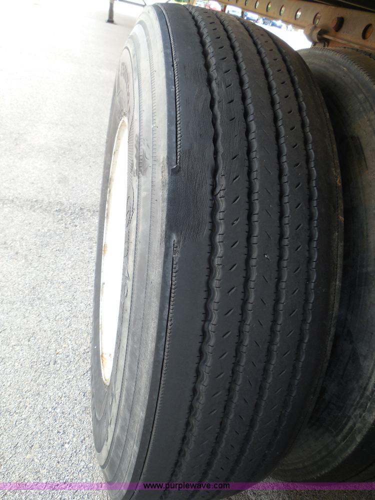 image for item I3354 1996 Dorsey AIDT-LSCG dry van trailer