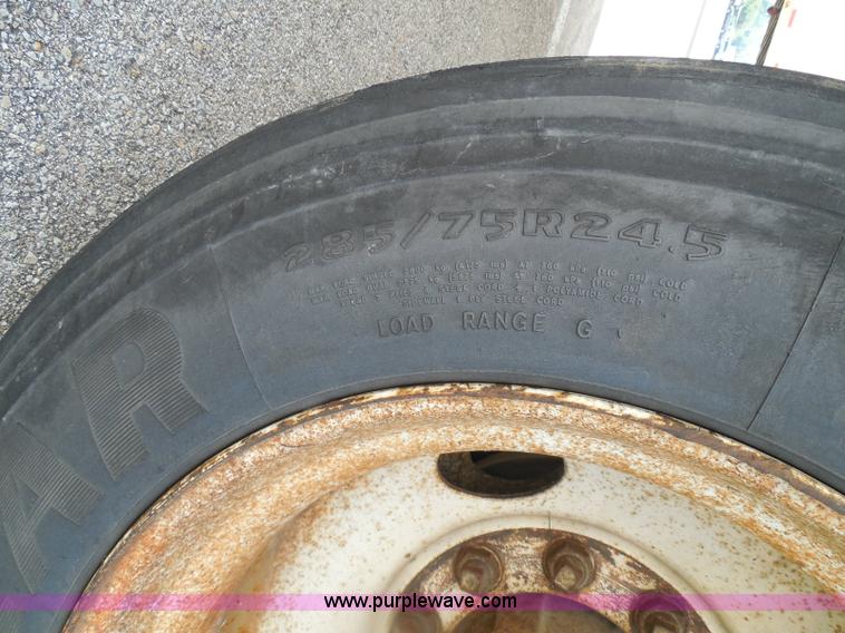 image for item I3355 1995 Dorsey AIDT-LS dray van trailer