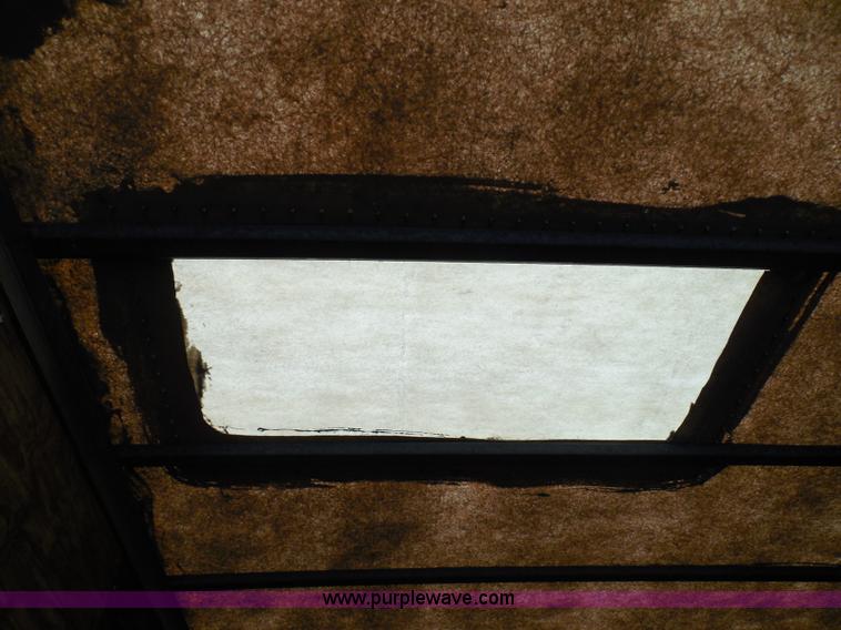 image for item I3356 1995 Dorsey AIDT-LS dry van trailer