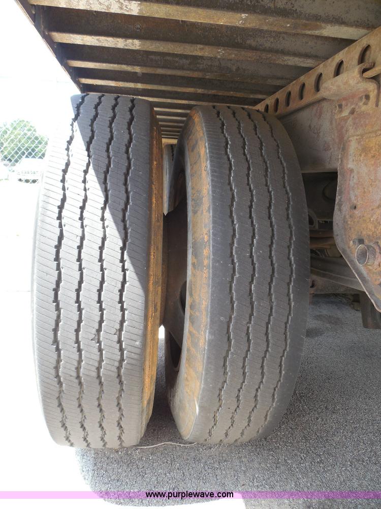 image for item I3356 1995 Dorsey AIDT-LS dry van trailer