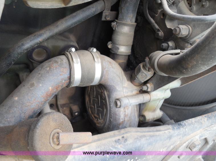 image for item I3403 1992 Peterbilt 379 semi truck