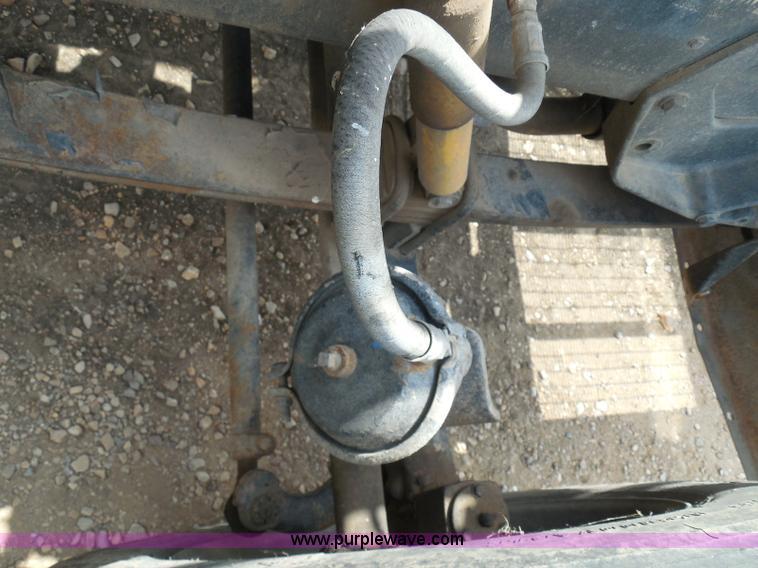 image for item I3403 1992 Peterbilt 379 semi truck