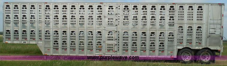 image for item I3406 2001 Barrett livestock trailer