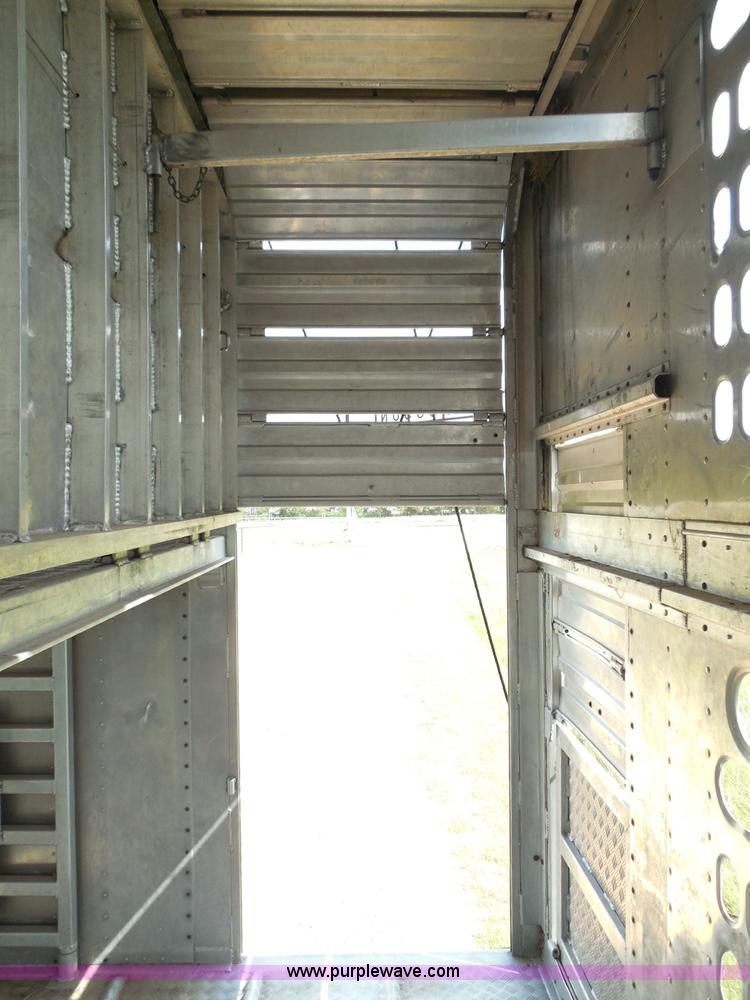 image for item I3406 2001 Barrett livestock trailer