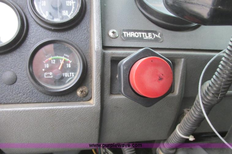 image for item I3482 1998 Mack DM690S liquid vacuum truck with liquid ring blower