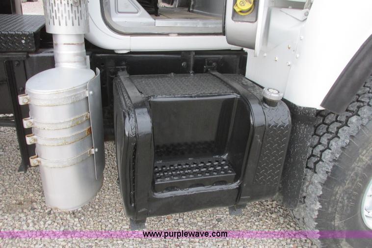 image for item I3482 1998 Mack DM690S liquid vacuum truck with liquid ring blower