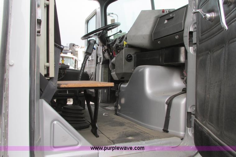 image for item I3482 1998 Mack DM690S liquid vacuum truck with liquid ring blower