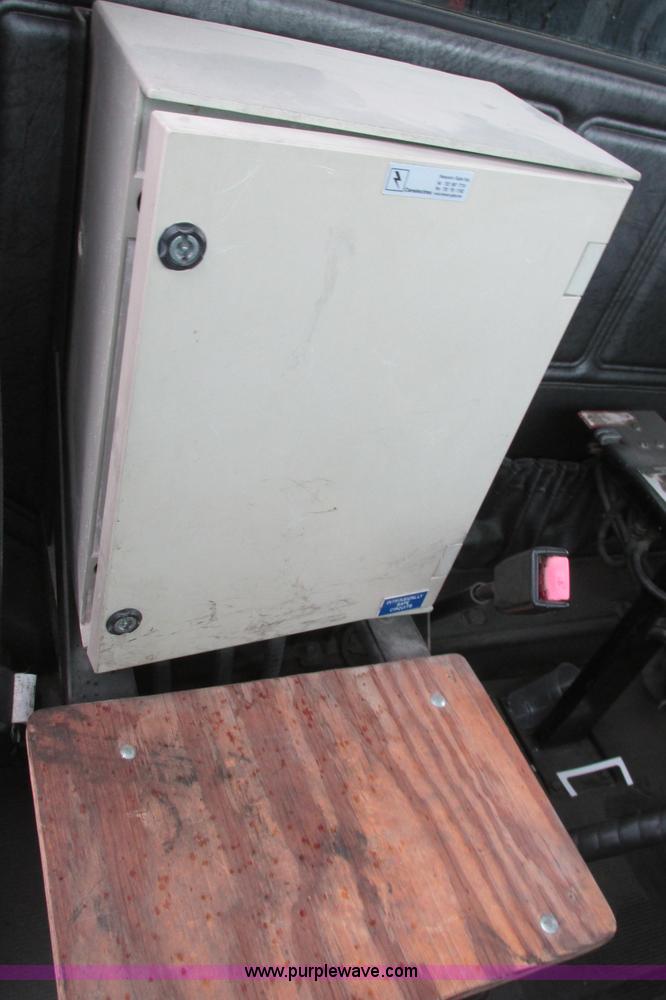 image for item I3482 1998 Mack DM690S liquid vacuum truck with liquid ring blower