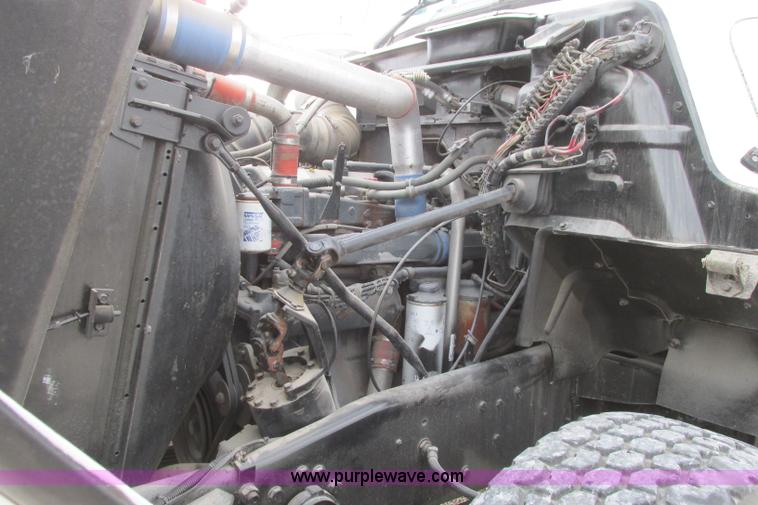 image for item I3482 1998 Mack DM690S liquid vacuum truck with liquid ring blower