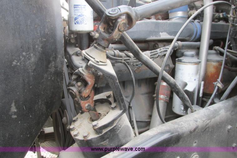 image for item I3482 1998 Mack DM690S liquid vacuum truck with liquid ring blower