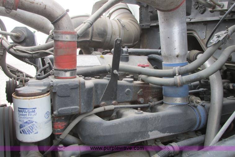 image for item I3482 1998 Mack DM690S liquid vacuum truck with liquid ring blower