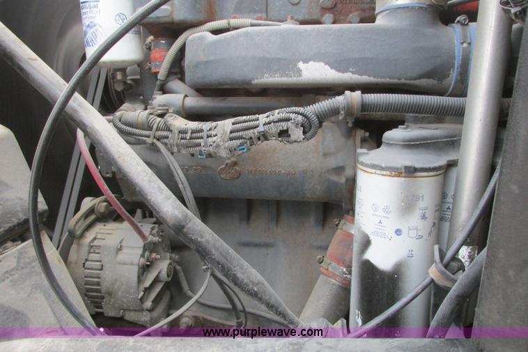 image for item I3482 1998 Mack DM690S liquid vacuum truck with liquid ring blower