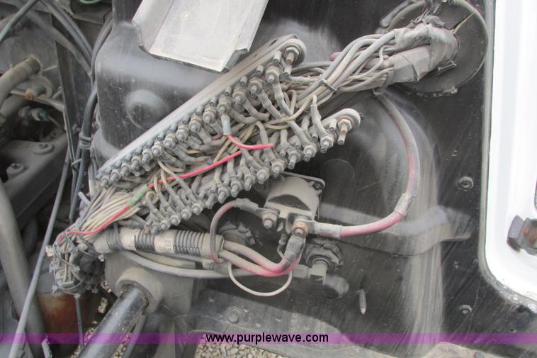 image for item I3482 1998 Mack DM690S liquid vacuum truck with liquid ring blower