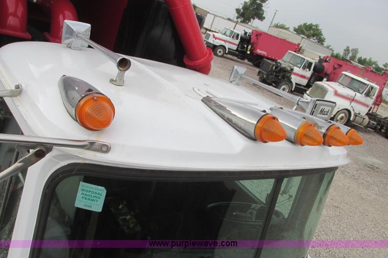 image for item I3482 1998 Mack DM690S liquid vacuum truck with liquid ring blower