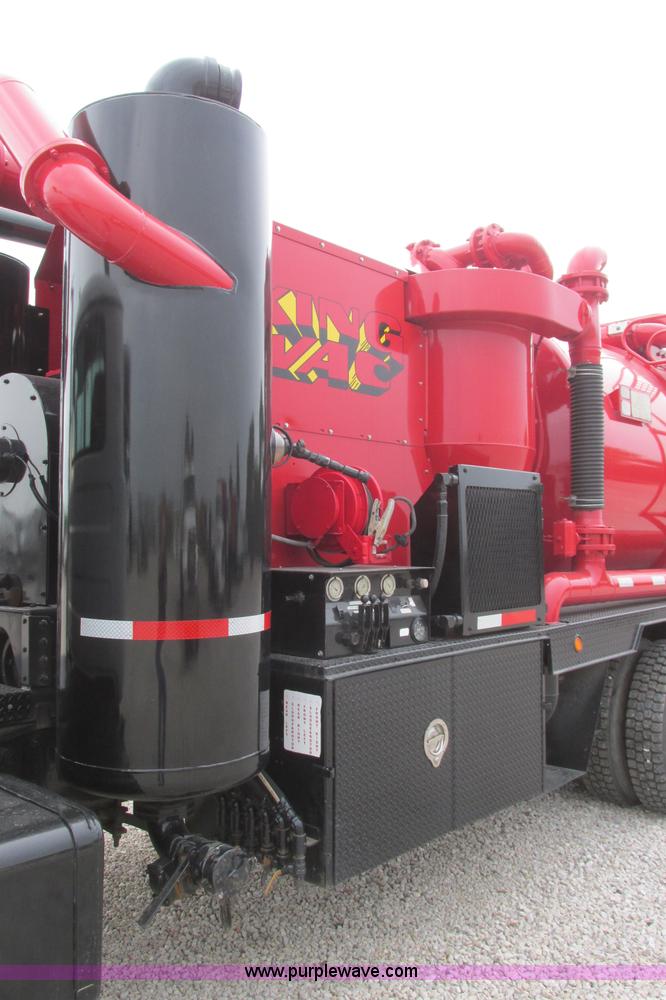 image for item I3482 1998 Mack DM690S liquid vacuum truck with liquid ring blower