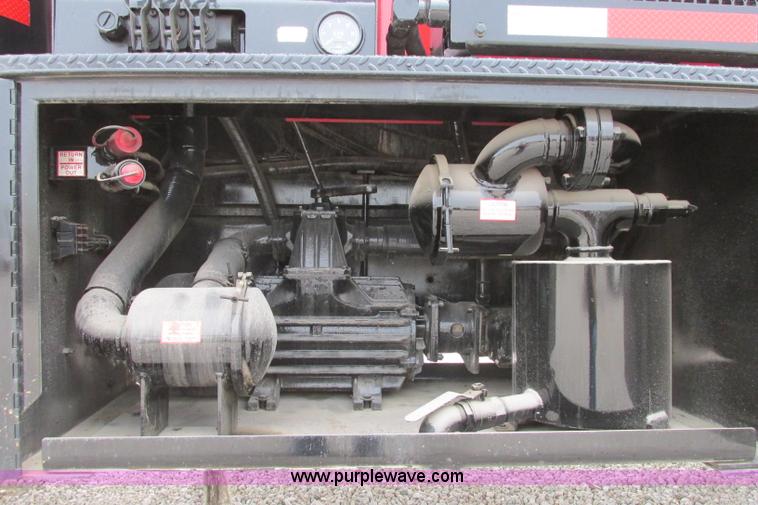 image for item I3482 1998 Mack DM690S liquid vacuum truck with liquid ring blower