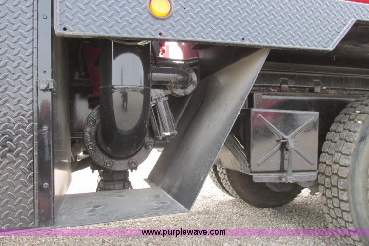 image for item I3482 1998 Mack DM690S liquid vacuum truck with liquid ring blower