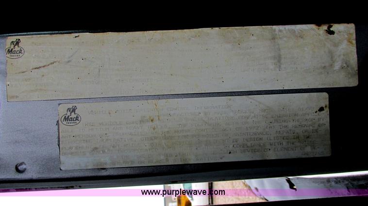 image for item I3482 1998 Mack DM690S liquid vacuum truck with liquid ring blower