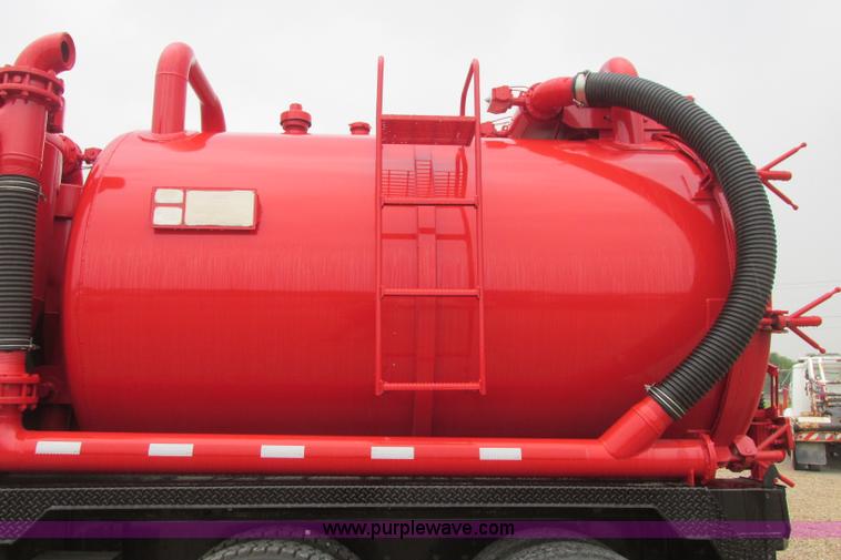 image for item I3482 1998 Mack DM690S liquid vacuum truck with liquid ring blower