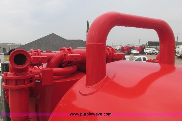 image for item I3482 1998 Mack DM690S liquid vacuum truck with liquid ring blower