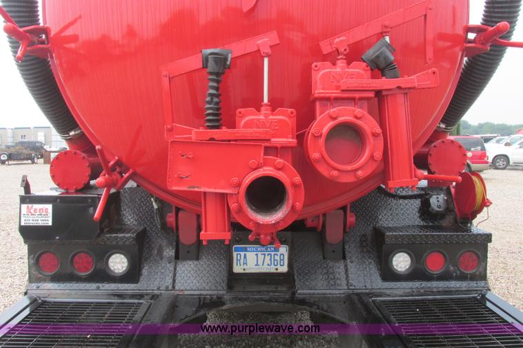 image for item I3482 1998 Mack DM690S liquid vacuum truck with liquid ring blower