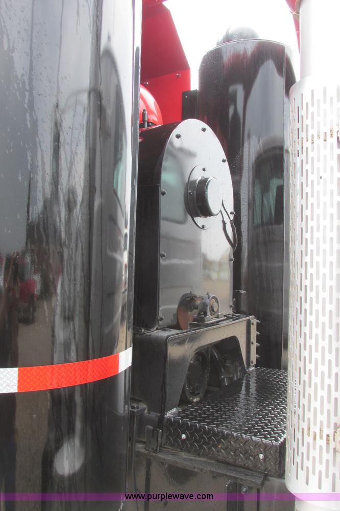 image for item I3482 1998 Mack DM690S liquid vacuum truck with liquid ring blower