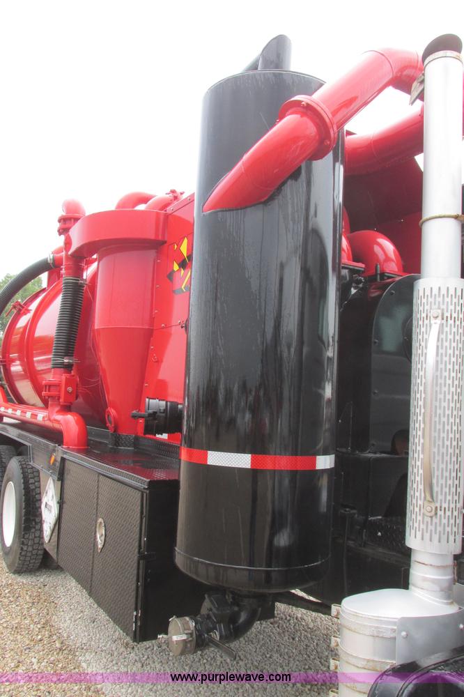 image for item I3482 1998 Mack DM690S liquid vacuum truck with liquid ring blower