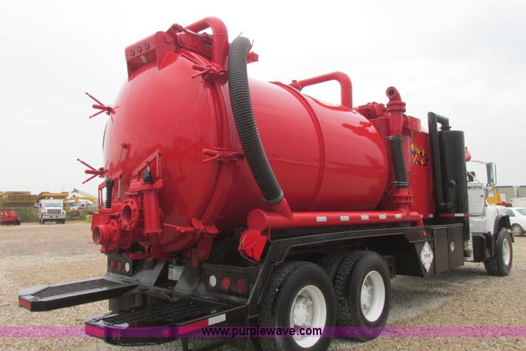 image for item I3482 1998 Mack DM690S liquid vacuum truck with liquid ring blower