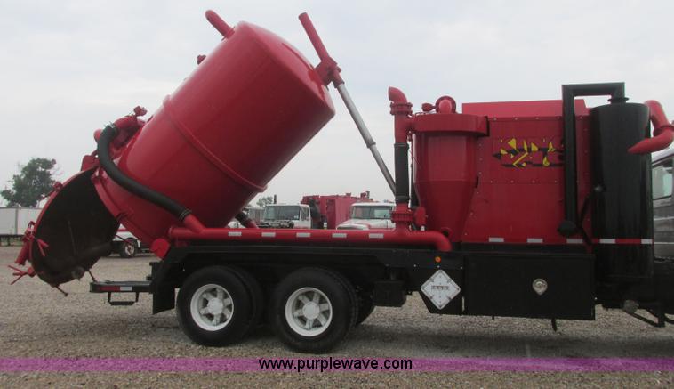 image for item I3482 1998 Mack DM690S liquid vacuum truck with liquid ring blower