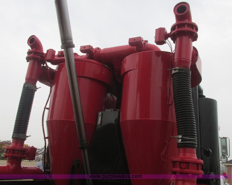 image for item I3482 1998 Mack DM690S liquid vacuum truck with liquid ring blower