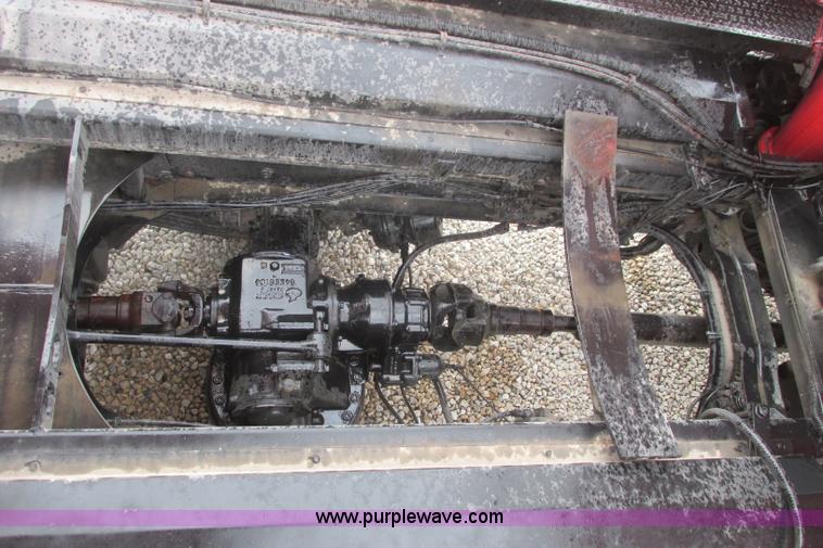 image for item I3482 1998 Mack DM690S liquid vacuum truck with liquid ring blower