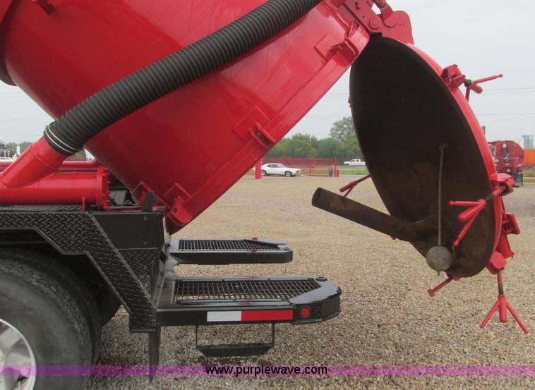 image for item I3482 1998 Mack DM690S liquid vacuum truck with liquid ring blower