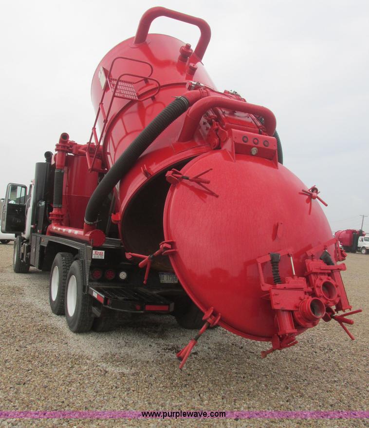 image for item I3482 1998 Mack DM690S liquid vacuum truck with liquid ring blower