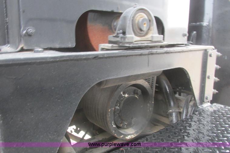 image for item I3482 1998 Mack DM690S liquid vacuum truck with liquid ring blower