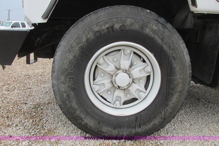 image for item I3482 1998 Mack DM690S liquid vacuum truck with liquid ring blower