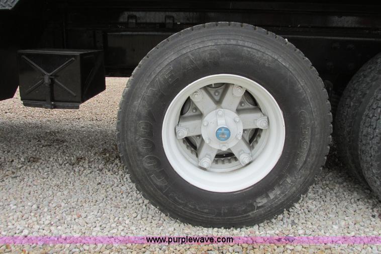 image for item I3482 1998 Mack DM690S liquid vacuum truck with liquid ring blower