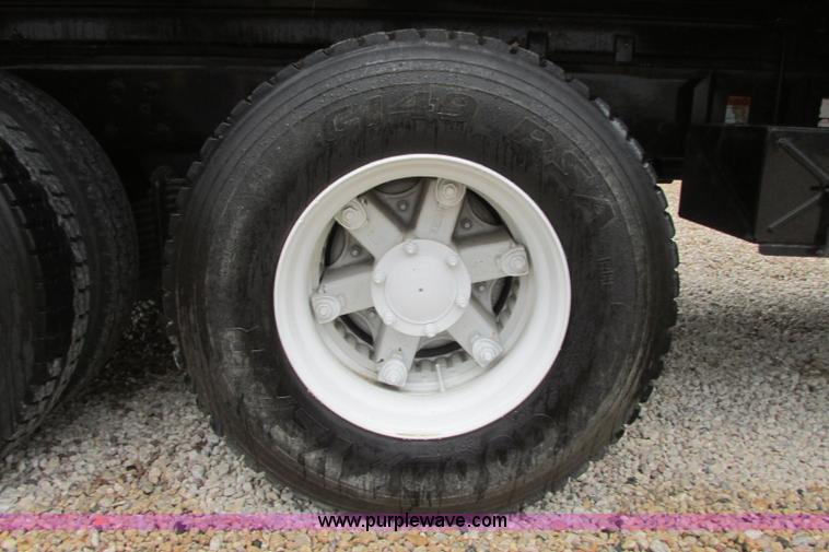 image for item I3482 1998 Mack DM690S liquid vacuum truck with liquid ring blower