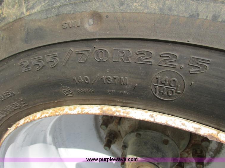 image for item I3835 1998 Specialized XL70LSD drop deck trailer