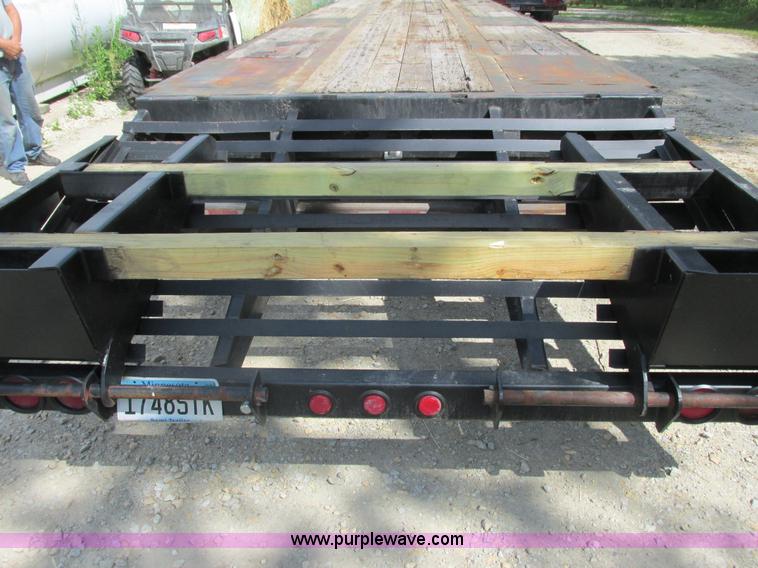 image for item I3835 1998 Specialized XL70LSD drop deck trailer
