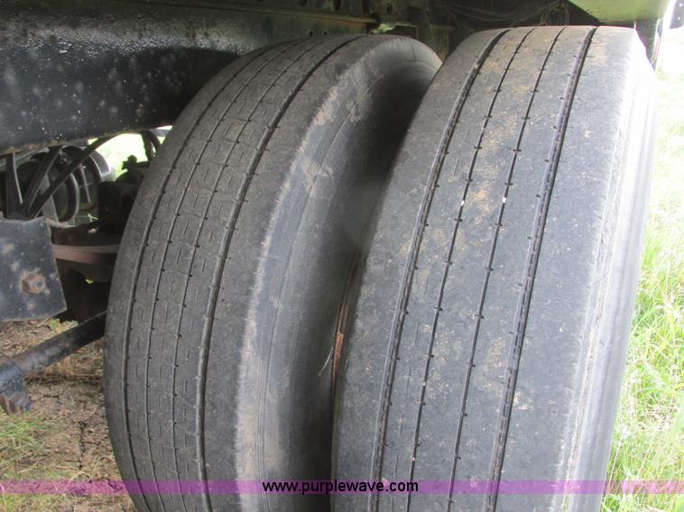 image for item I6194 1994 Aztec curtain side trailer