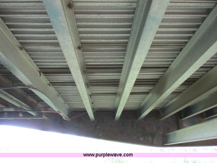 image for item I6194 1994 Aztec curtain side trailer